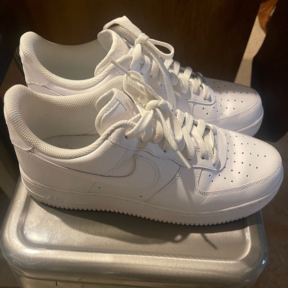 mens white air force 1 size 10